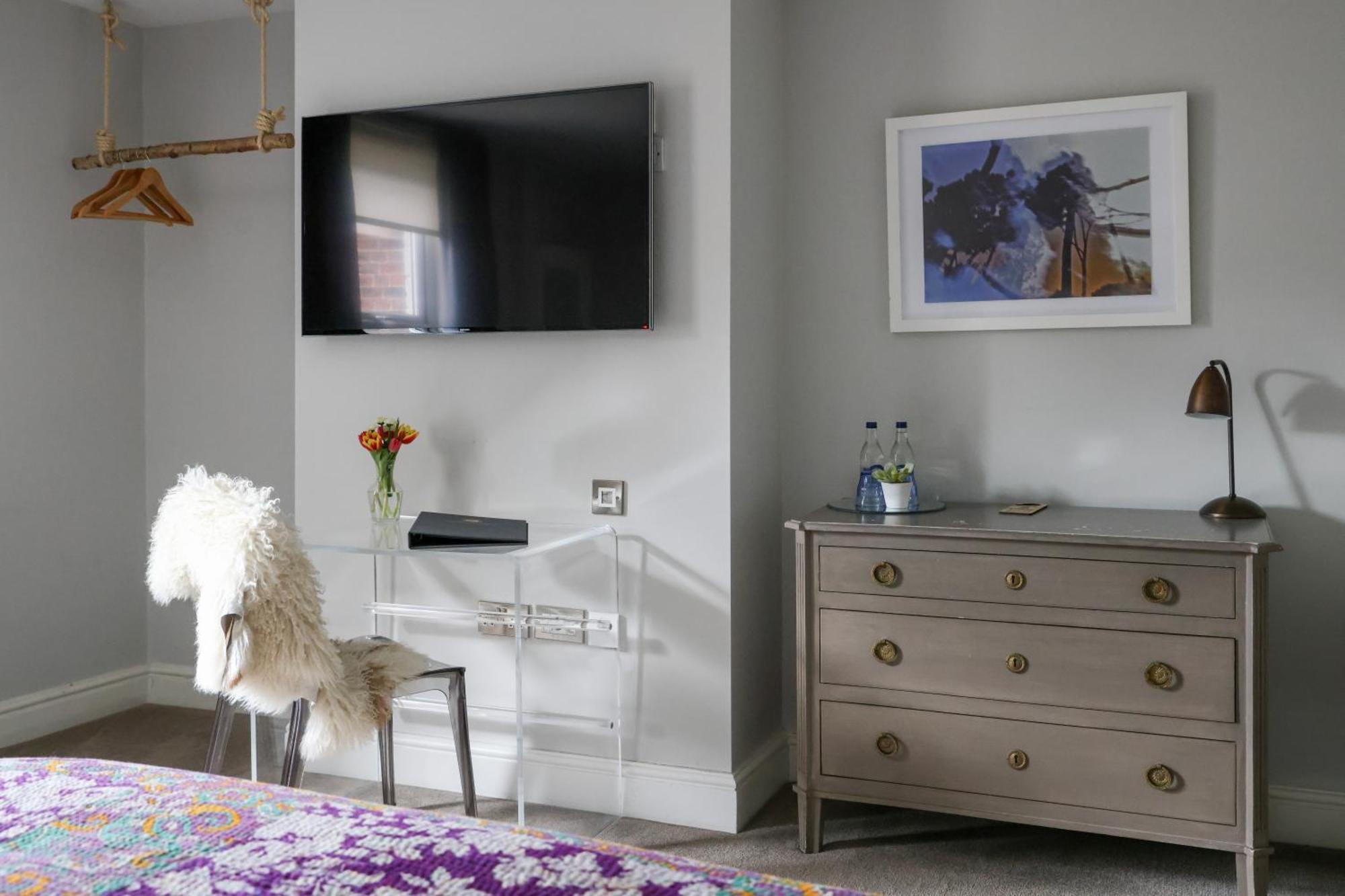 The Goudhurst Inn Екстер'єр фото