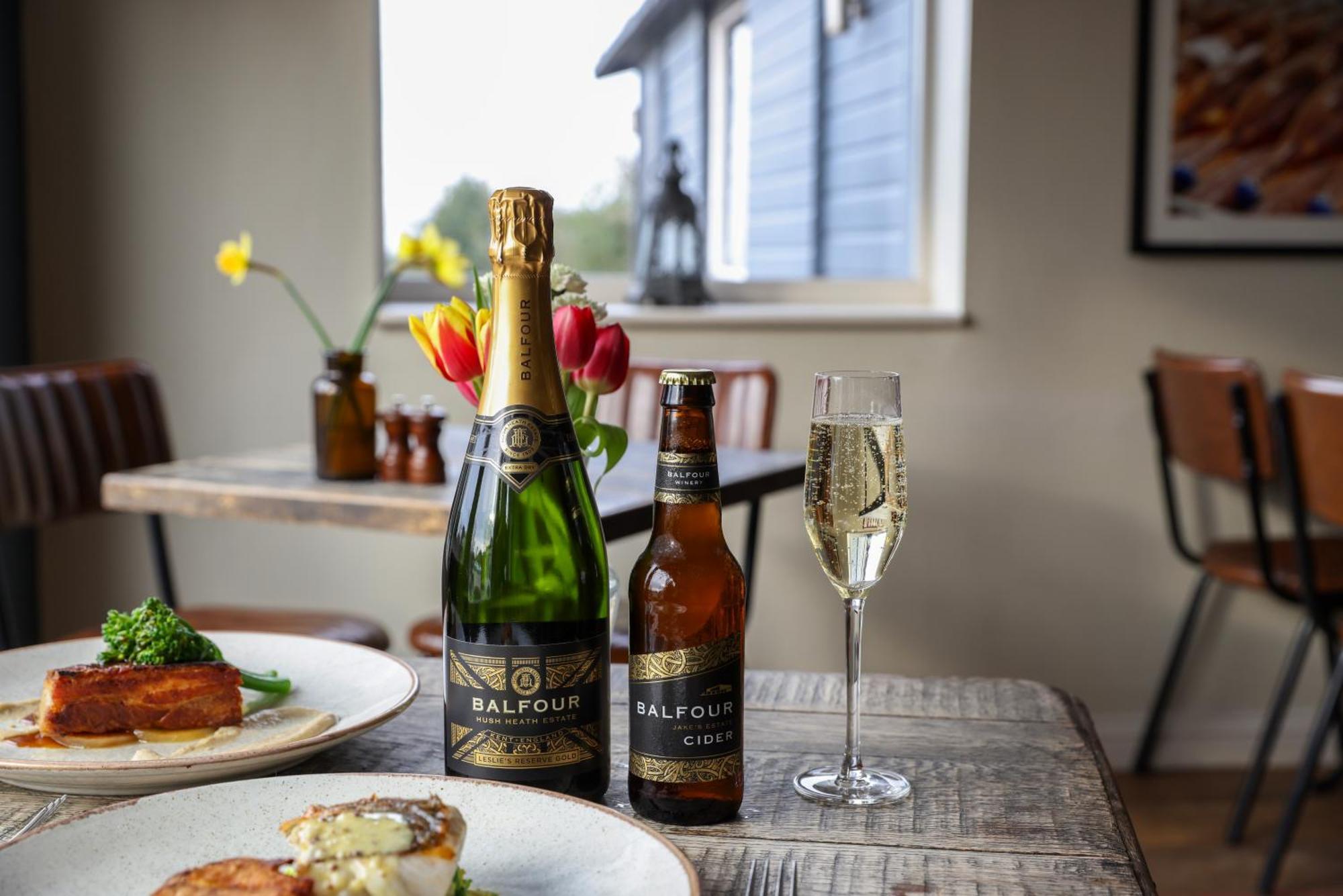 The Goudhurst Inn Екстер'єр фото