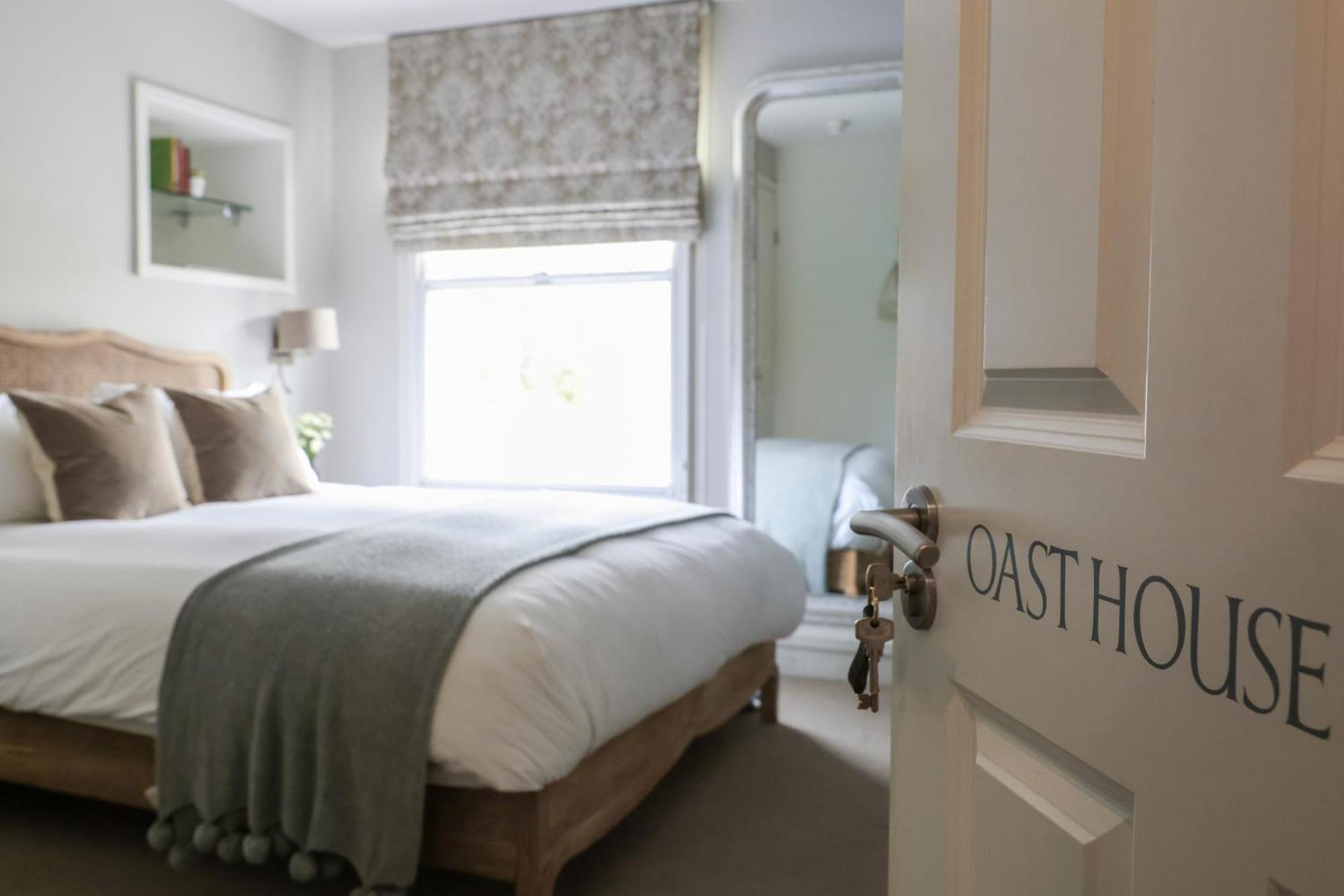 The Goudhurst Inn Екстер'єр фото