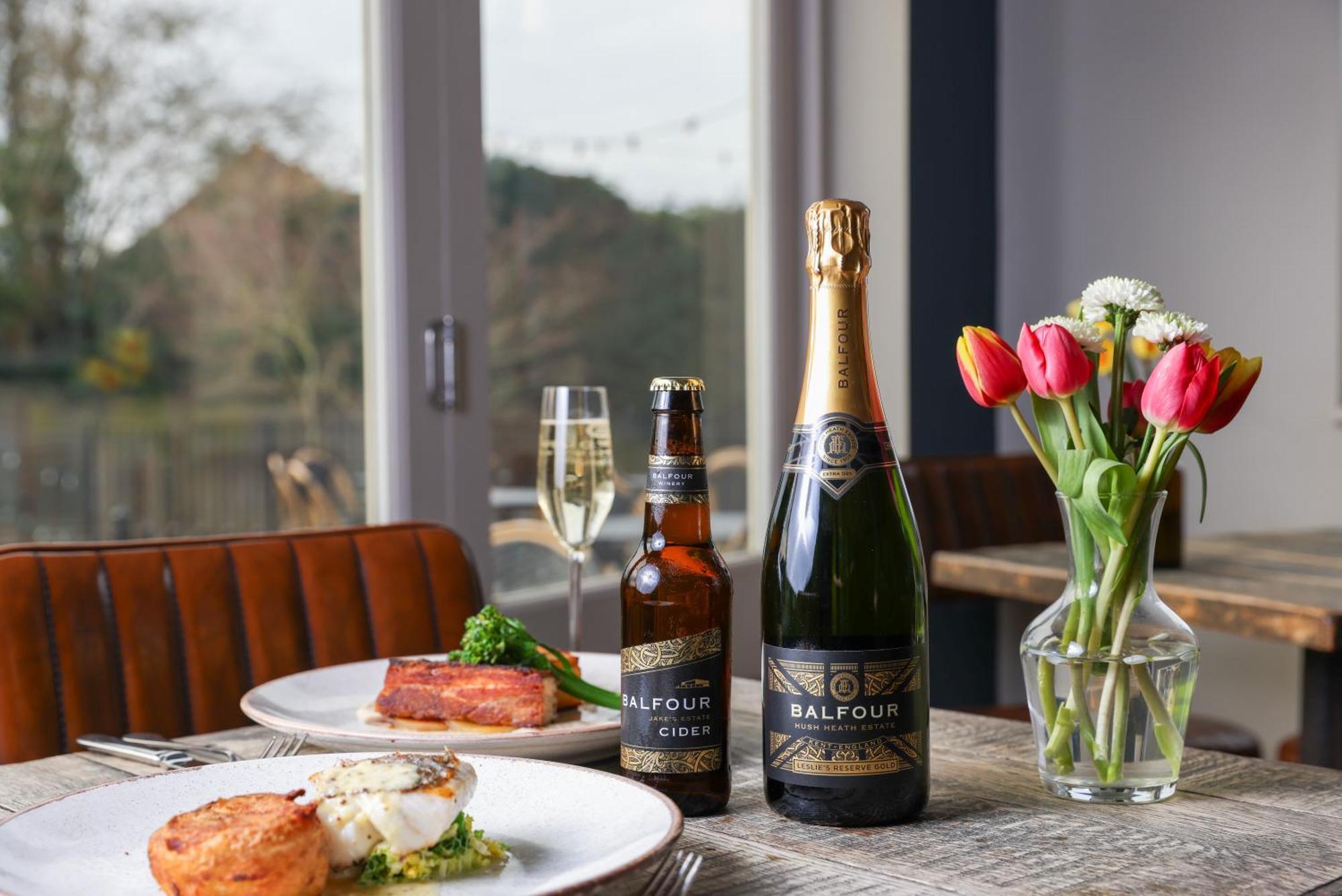 The Goudhurst Inn Екстер'єр фото